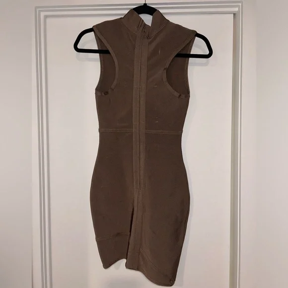 Mistress Rocks Dress - Picture 3 of 3